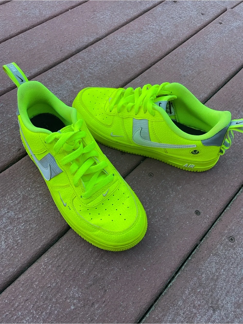 Kids Nike Air Force 1 Shadow – Volt/Neon Green (Rare)